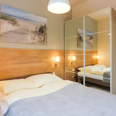 - Platan Tower Świnoujście (Swinemünde)