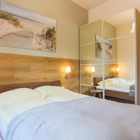 - Platan Tower Apartment