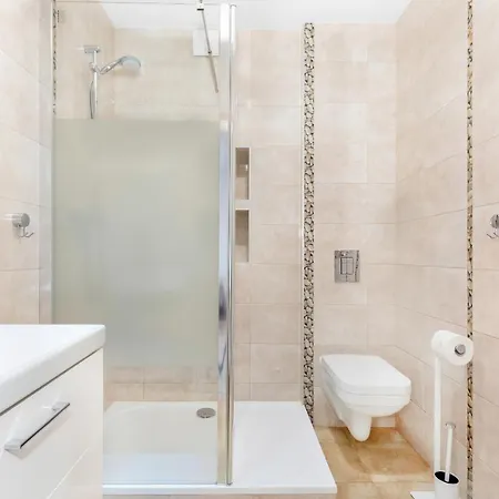 Wind Rose Quarter By Renters Apartment Swinoujscie