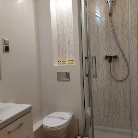 Atena Apartment *