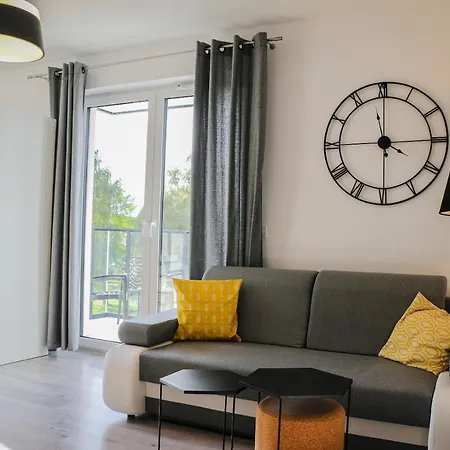 Bryza-matejki 1b-parking Apartment