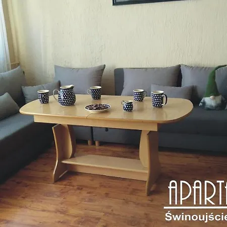 Apartment Mieszkanie Wakacyjne 4p *