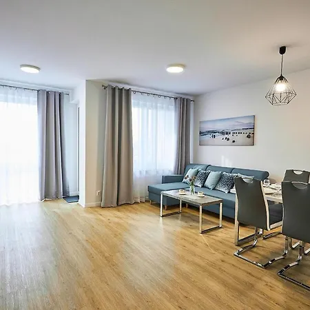 Apartament Baltic Port 55qm, 3 Pokoje Zimmer, Parking Swinoujscie