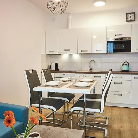 Apartament Baltic Port 55qm, 3 Pokoje Zimmer, Parking Apartment