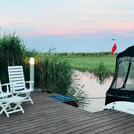 Baltic Waterfront Yacht House Swinoujscie