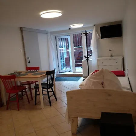 Pokoje Bumerang Homestay *