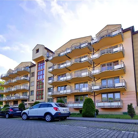 Park Zdrojowy 2 *