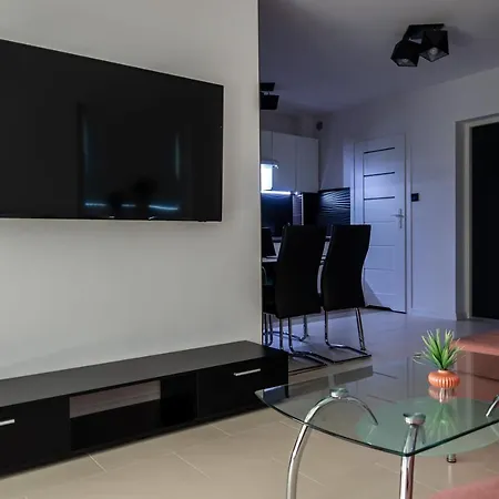Apartment Apartament Przy Parku Z Duzym Tarasem ,prywatny Parking