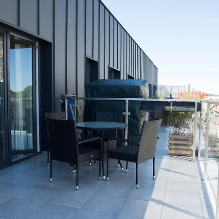 - Centrum Apartment