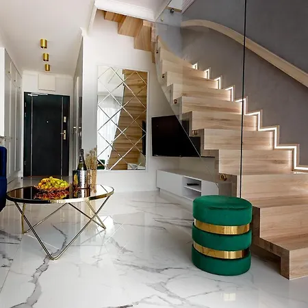 Luxury Del Sol Apartment