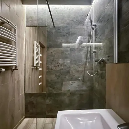 Apartment 4uapart-apartment Platan Grey *