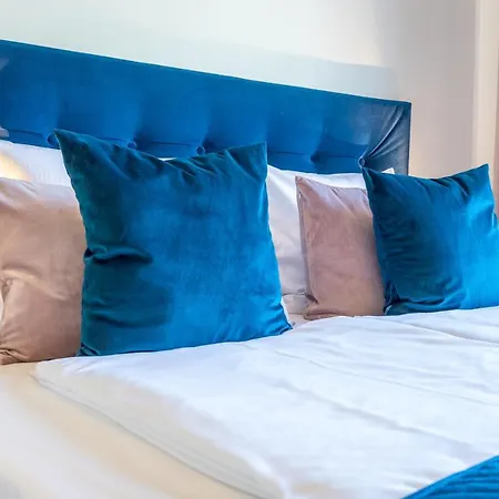 Ambria Rose Apartment *