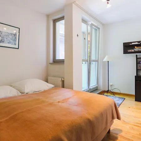 - Marinos Apartment Swinoujscie