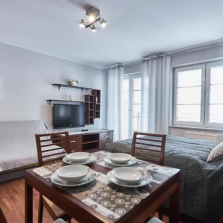 - Park Apartment