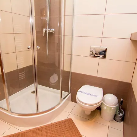 - Rezydencja Zeromskiego Apartment