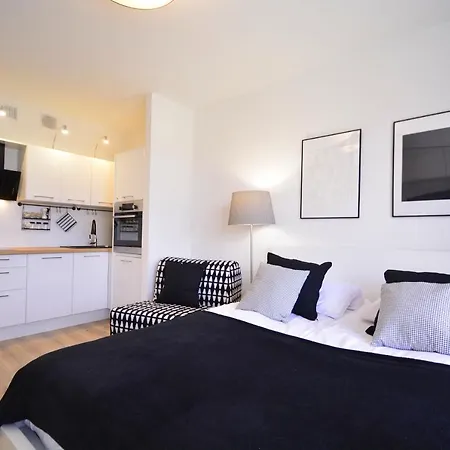 Bryza-matejki 1b-parking Apartment *