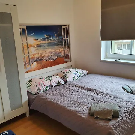 Apartament Pory Roku Apartment *