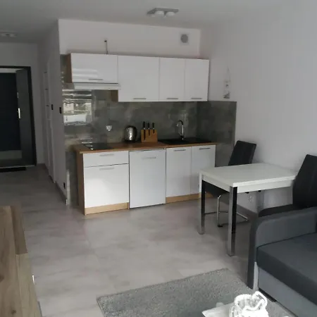 Nowy Apartament Z Balkonem