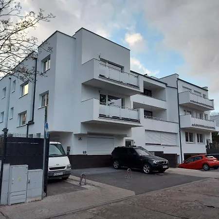 Nowy Apartament Z Balkonem Apartment