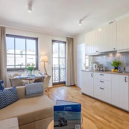 Ambria Rose Apartment *