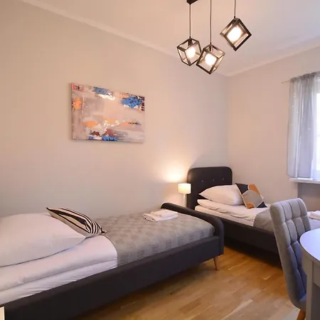 Sunset - Kapitanska - Plaza 500m Apartment