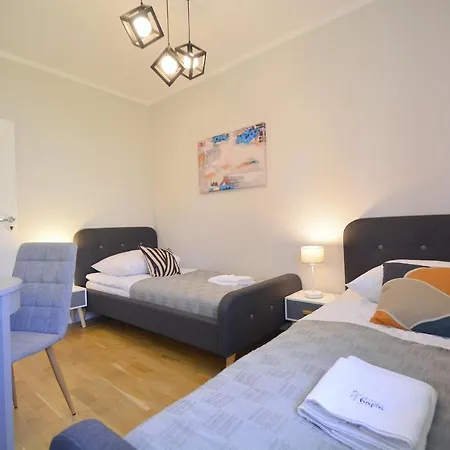 Sunset - Kapitanska - Plaza 500m Apartment Swinoujscie