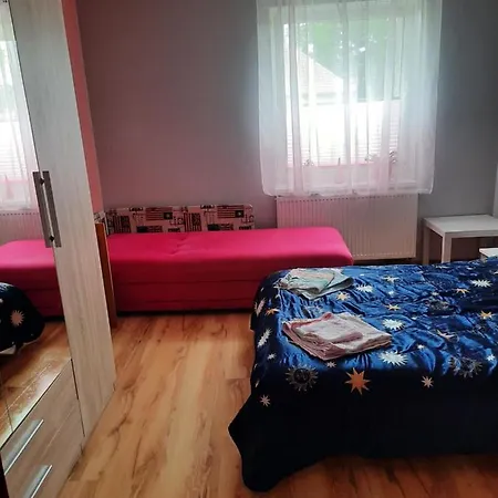 Mieszkanie Z Ogrodkiem I Grillem Apartment *