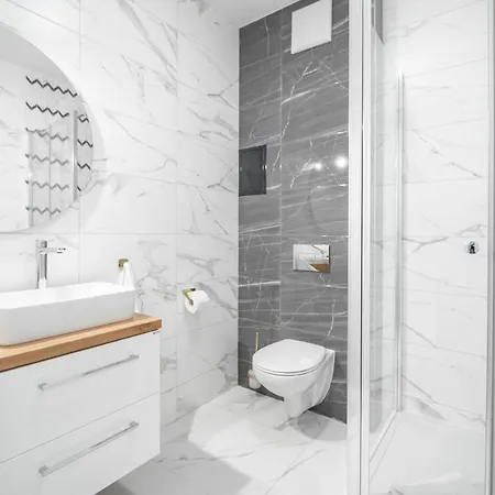 Appart hôtel Helios *