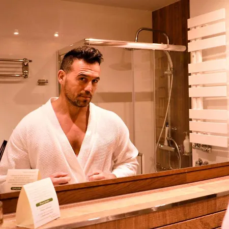 Delfin Spa *