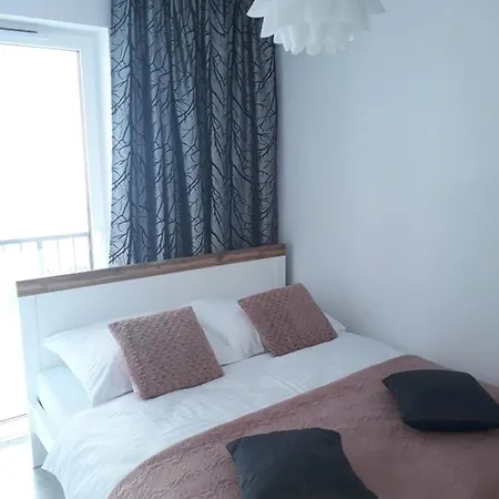 Apartament Ewela 16 *