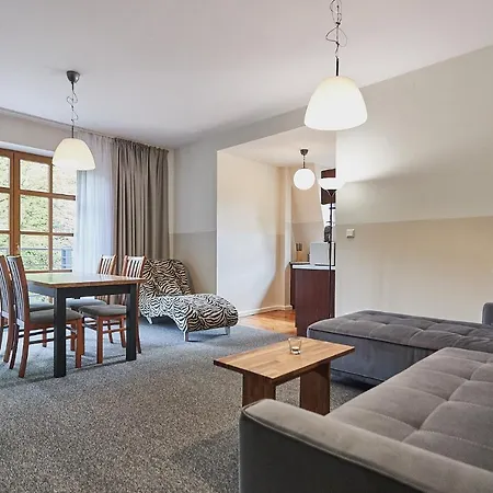 Apartment - Stil 1 *