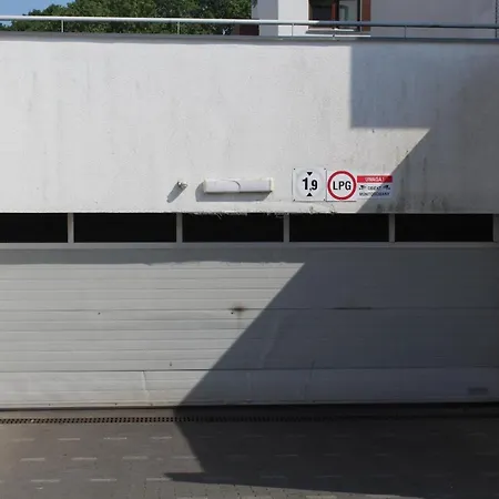 Apartment Sloneczna Z Parkingiem *