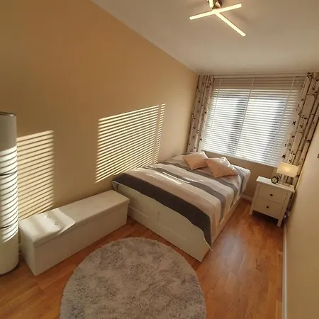Apartment Patis Island