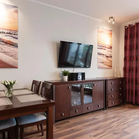 Apartment Vacationclub - Platan 6d Apartament 7