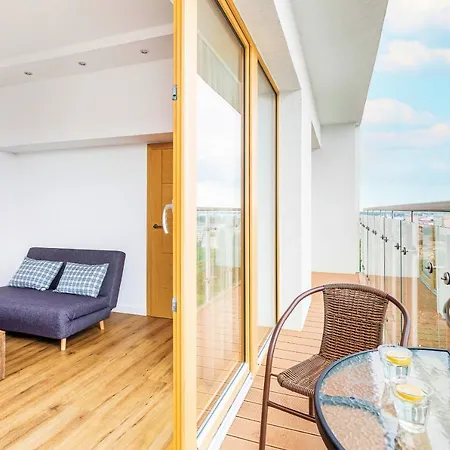 Platan Tower Baltic & Apartment