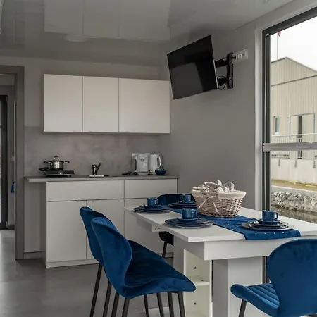 Apartment Houseboat Lunowo *