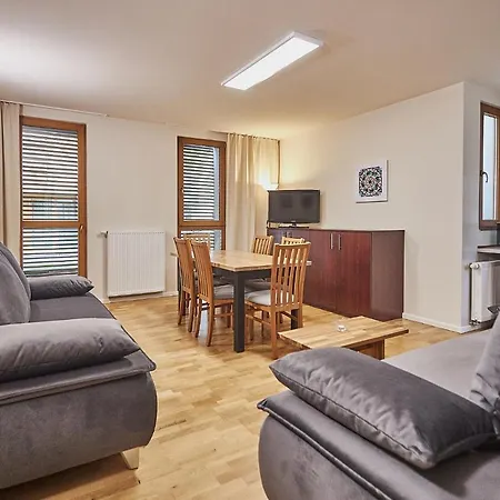 - Stil 2 Apartment