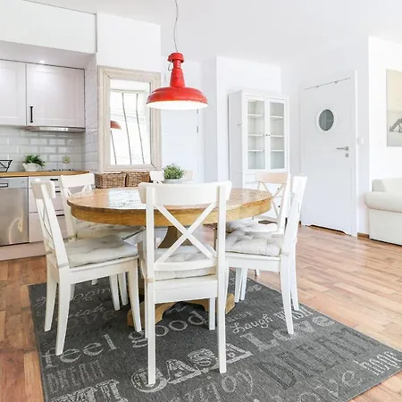 Apartment Villa Mistral By Baltic Home