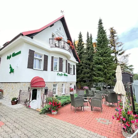 Bed & Breakfast 4 Pory Roku & Uznam 3*