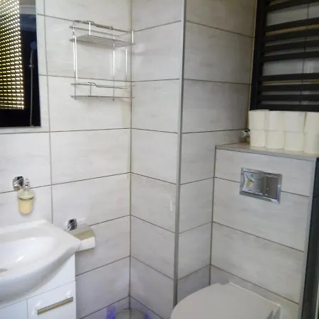 W . Legionow Guest house *