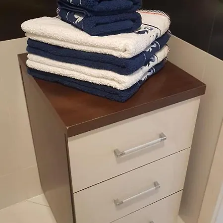 Apartament *