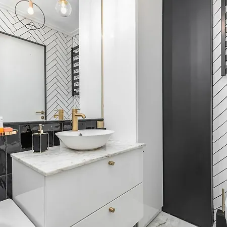 Apartment Stylish Grunwaldzka 49 By Renters