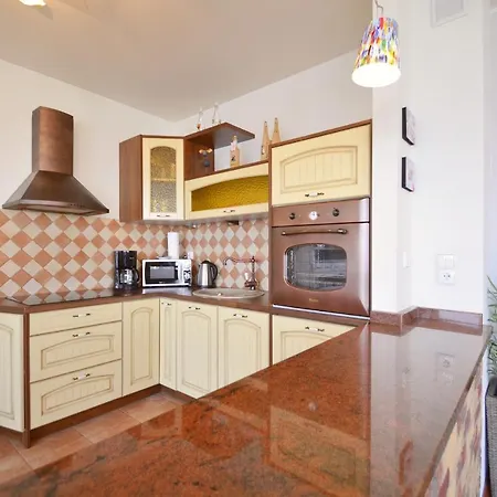 Concha-apartamenty Bryza-parking