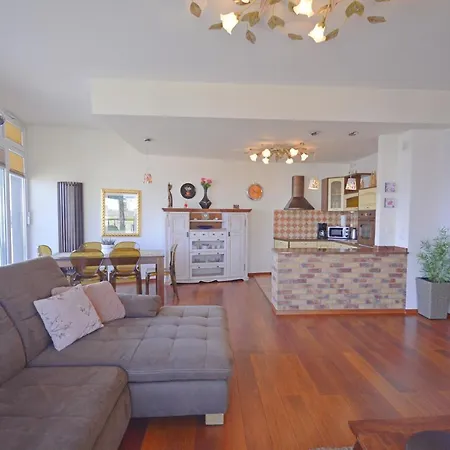 Concha-apartamenty Bryza-parking Apartment Swinoujscie