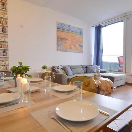 Concha-apartamenty Bryza-parking Apartment
