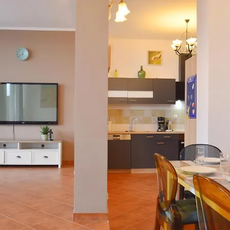 Apartment Concha-apartamenty Bryza-parking