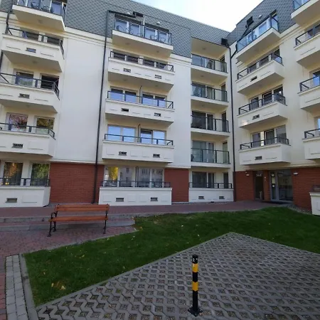 Cesarskie Ogrody 763 By Edyta Apartment *