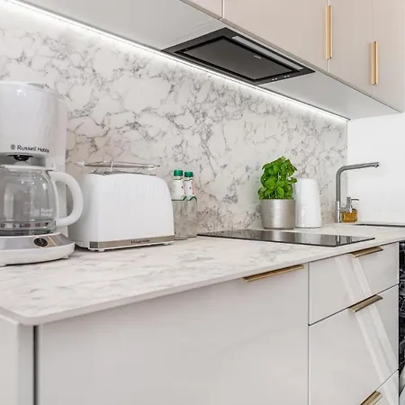 Apartment Golden Line