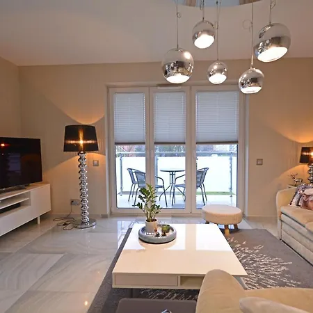Apartment Bryza - Osiedle Ulanska - Parking Swinoujscie