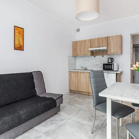 Apartment Legionow 47 By Renters *